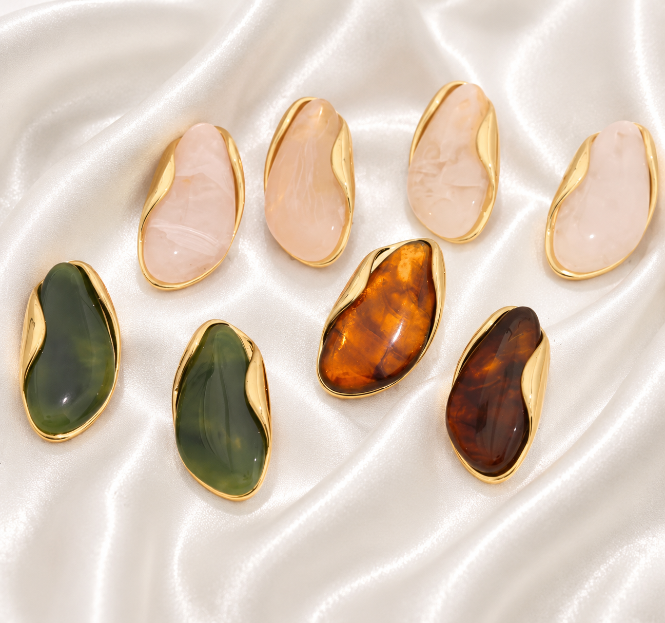 Miss Maximalist Resin Oval Earrings