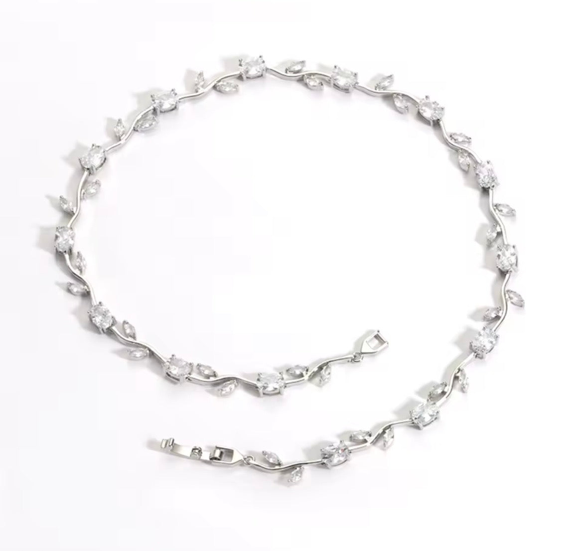 BUY 1 GET 1 FREE Flora Goddess Choker Necklace *Pre Order*