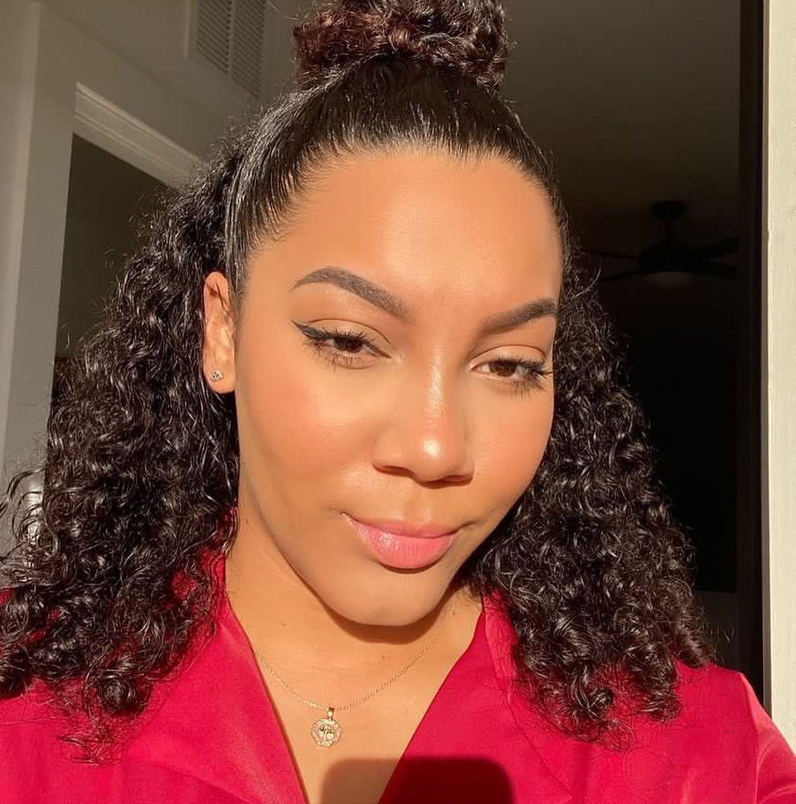 24K Minimal HoneyBee Necklace